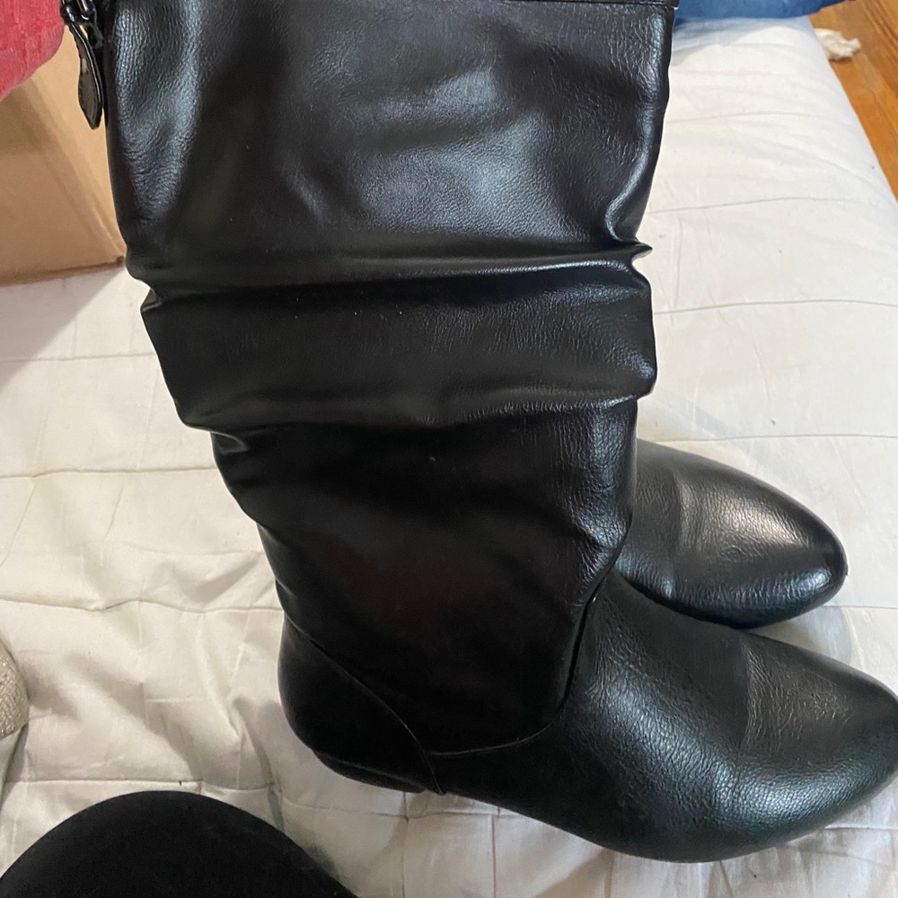 Black 10W black boots
